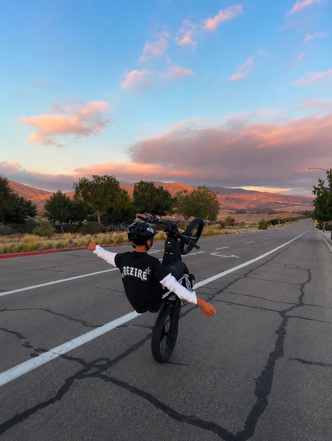 Double layered Dezire long sleeve (1-2 week shipping time)